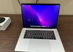 MacBook Pro 2017 - 15 Inch Silver