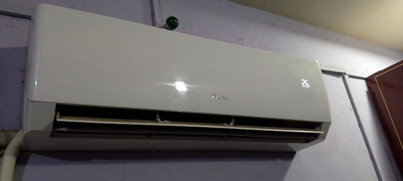 Gree 1.5 TON inverter ac 0