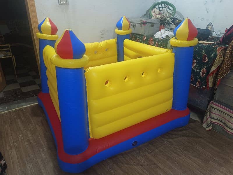 Intex Jump-0-lene castle bouncer 1