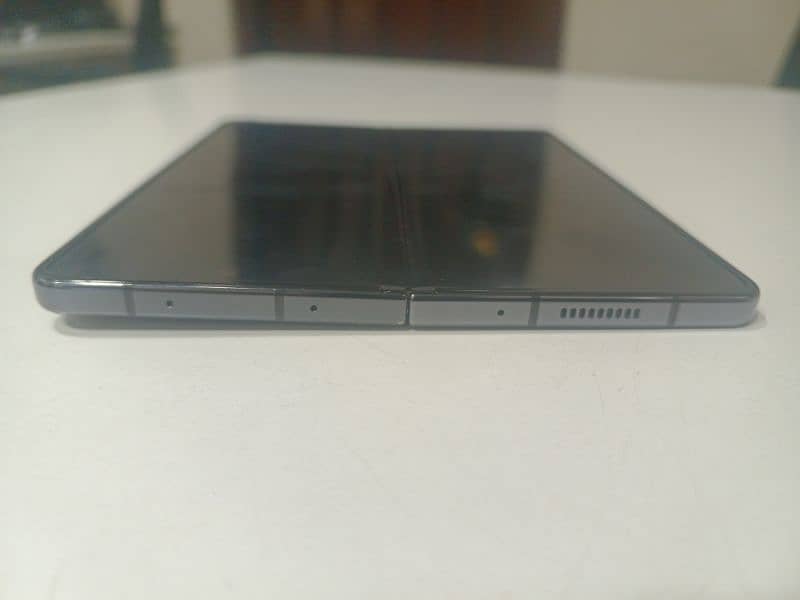 Samsung Glaxy Z Fold 5 7