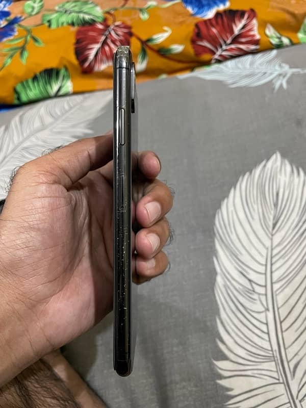 IPHONE XS MAX 256 GB 5