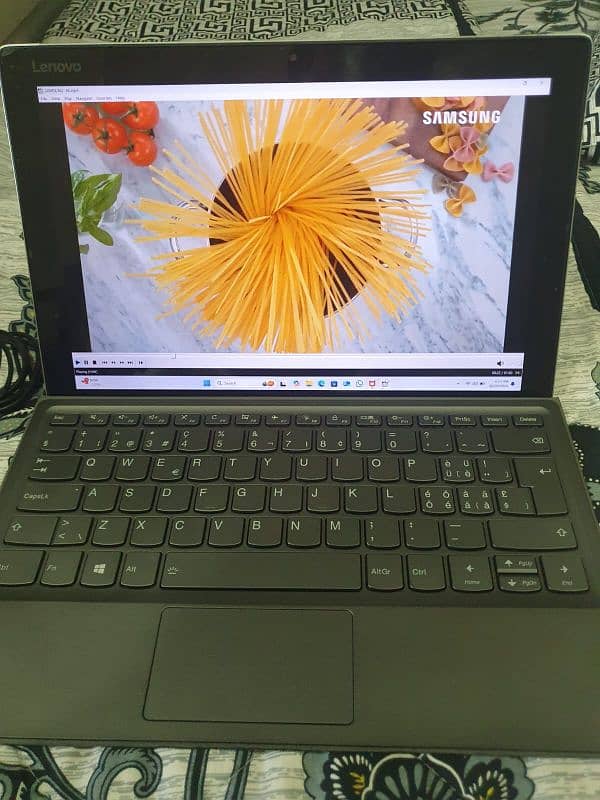 Lenovo Laptop - 8th Gen Core i5 with 8GB RAM and 256GB SSD 3