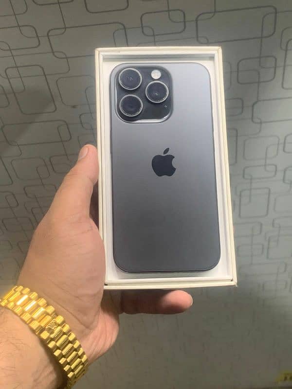 I Phone 15 Pro 128GB JV 0