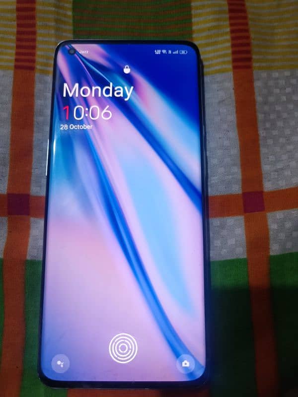 Oneplus 9 pro in 9.5/10 condition single sim 2