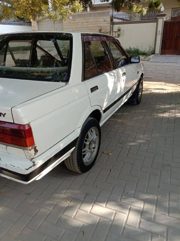 Nissan Sunny lx1.3 1987/1992 10