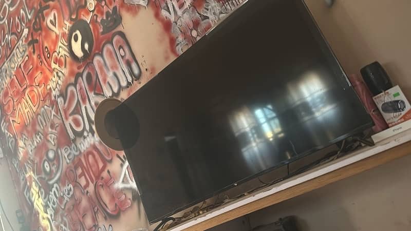 ITEL 55 inch LCD 0