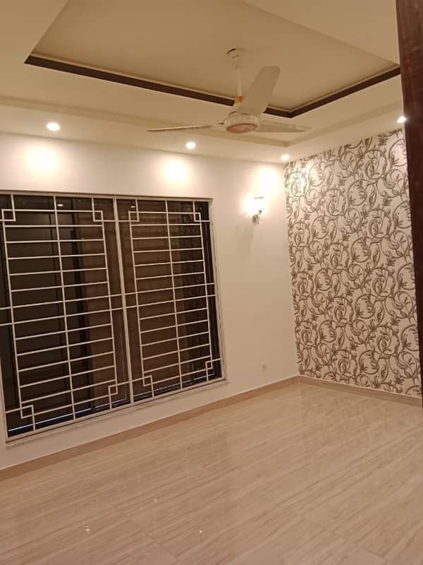 14 Marla Lavish Bungalow for Rent in State Life | Grab Now 15