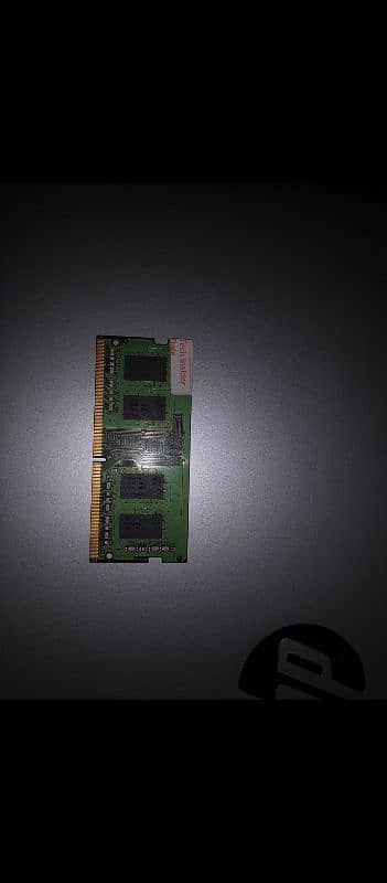 4Gb DDR4 RAM 3