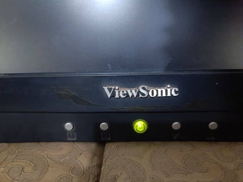 Viewsonic VA903b 21 inches LCD 5