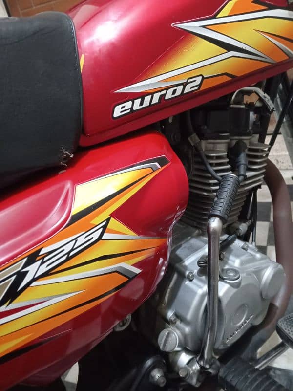 Honda cg 125 20/21 head side pack all punjab num 1