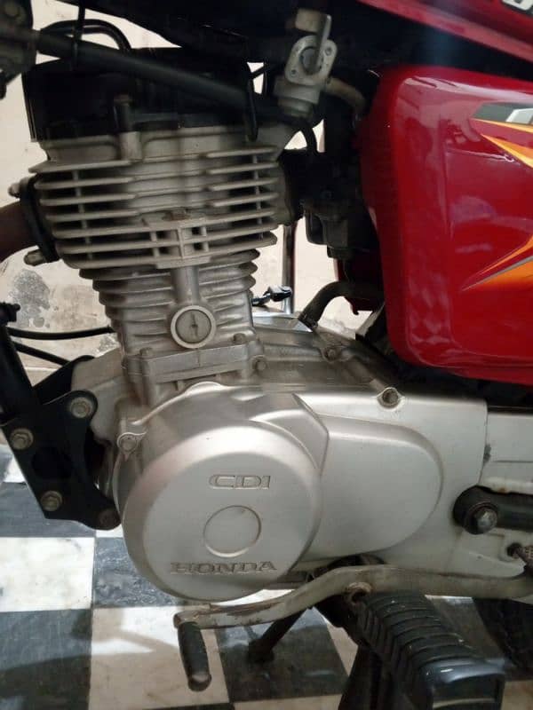 Honda cg 125 20/21 head side pack all punjab num 8