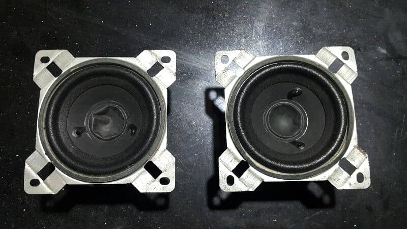 JVC 3inch Speakers 0