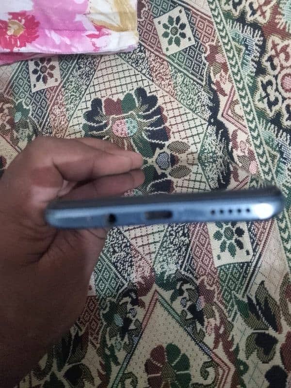 Infinix Note 8 4