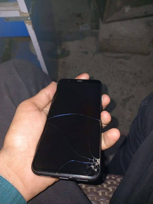 pixel 4  6 64 ha Mobil all ok ha bas upar se crack call 3240404240 2