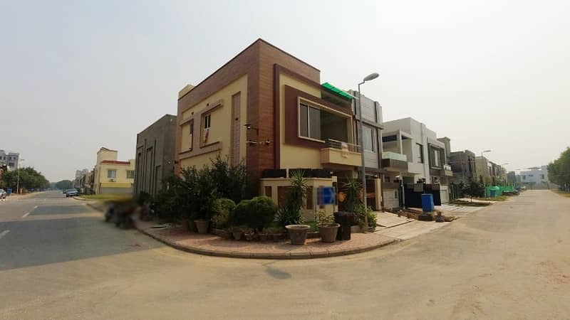 FURNISHED Gorgeous 5 Marla Corner House For sale In Block C, Bahria Orchard 4