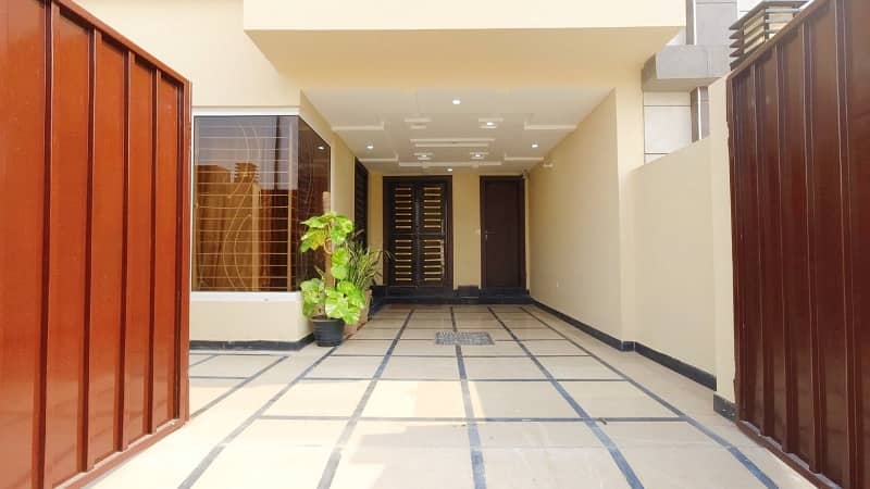 FURNISHED Gorgeous 5 Marla Corner House For sale In Block C, Bahria Orchard 6