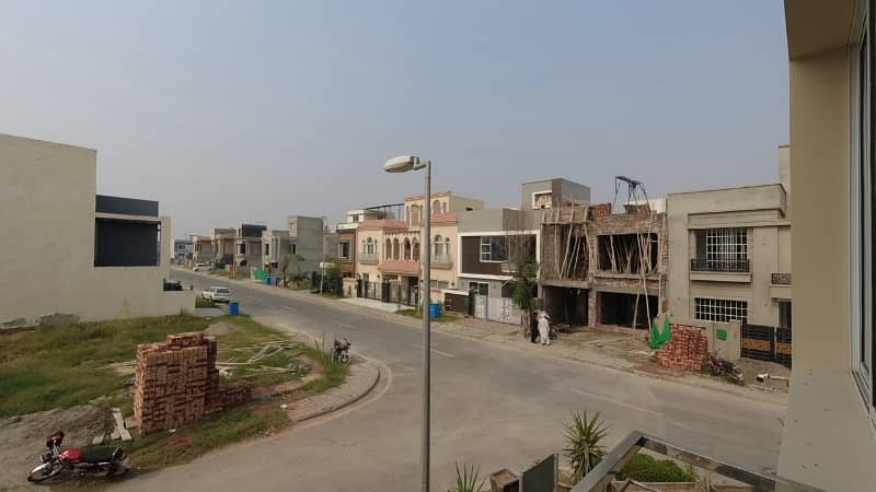 FURNISHED Gorgeous 5 Marla Corner House For sale In Block C, Bahria Orchard 38