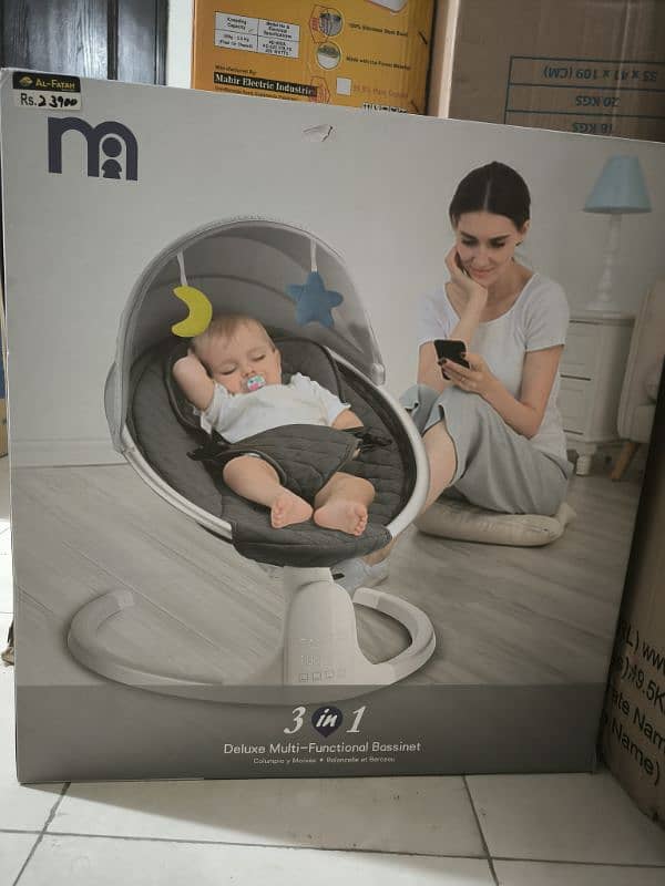 Mothercare 3 in 1 bassinet / Baby swing 0