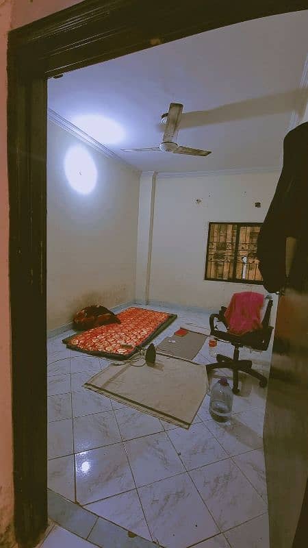 Flat / Room at Qartaba Chowk (Near Metro/Speedo & Banks)Prime Location 4