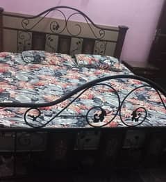 Iron king bed set with matress.