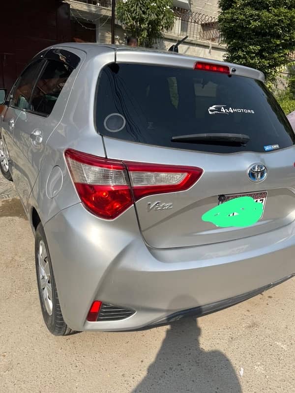 Toyota Vitz 2017 3