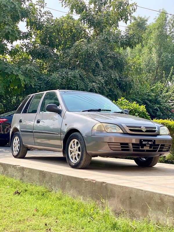 Suzuki cultus 2015 1