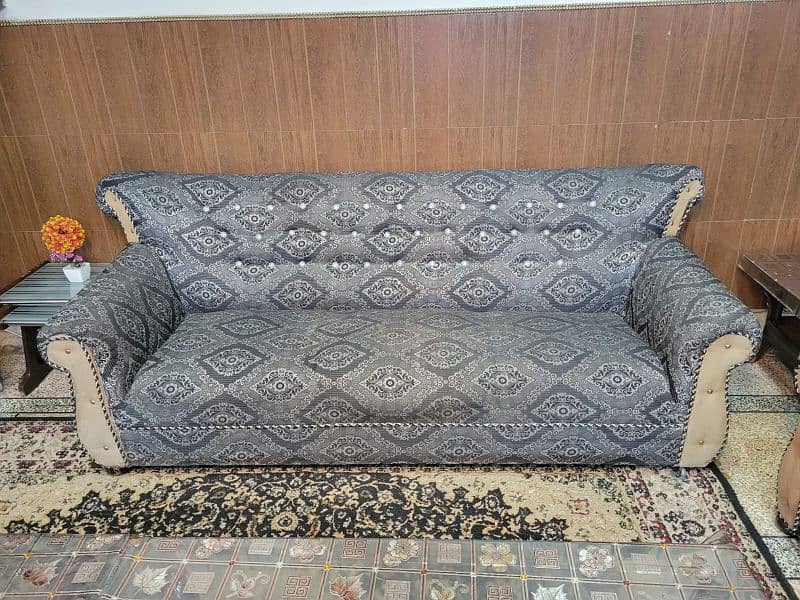 sofa set new condition 6