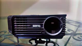 BanQ 4K projector