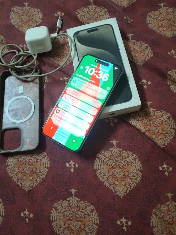 urgently iPhone 15 Pro Max for sale 5