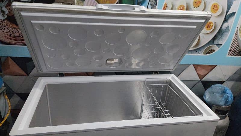 Haier deep freezer 0