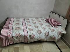 Single Bed 0