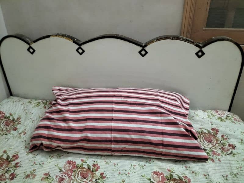 Single Bed 1