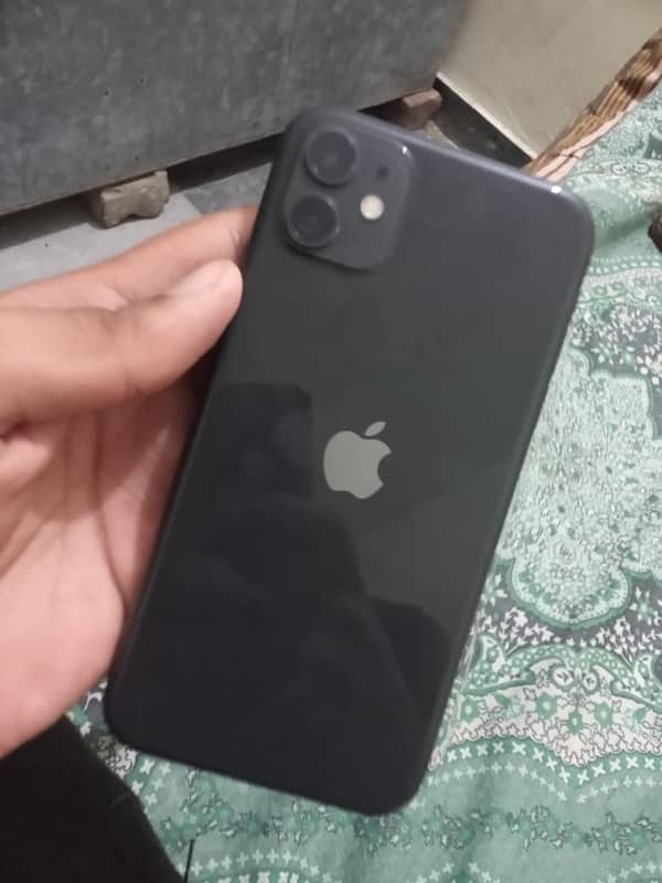 iphone 11 condition 10/8 jv 64 gb battey health 86 1