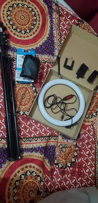 Boya M1 Microphone & Tripod with ring light Absolute New Condition 2