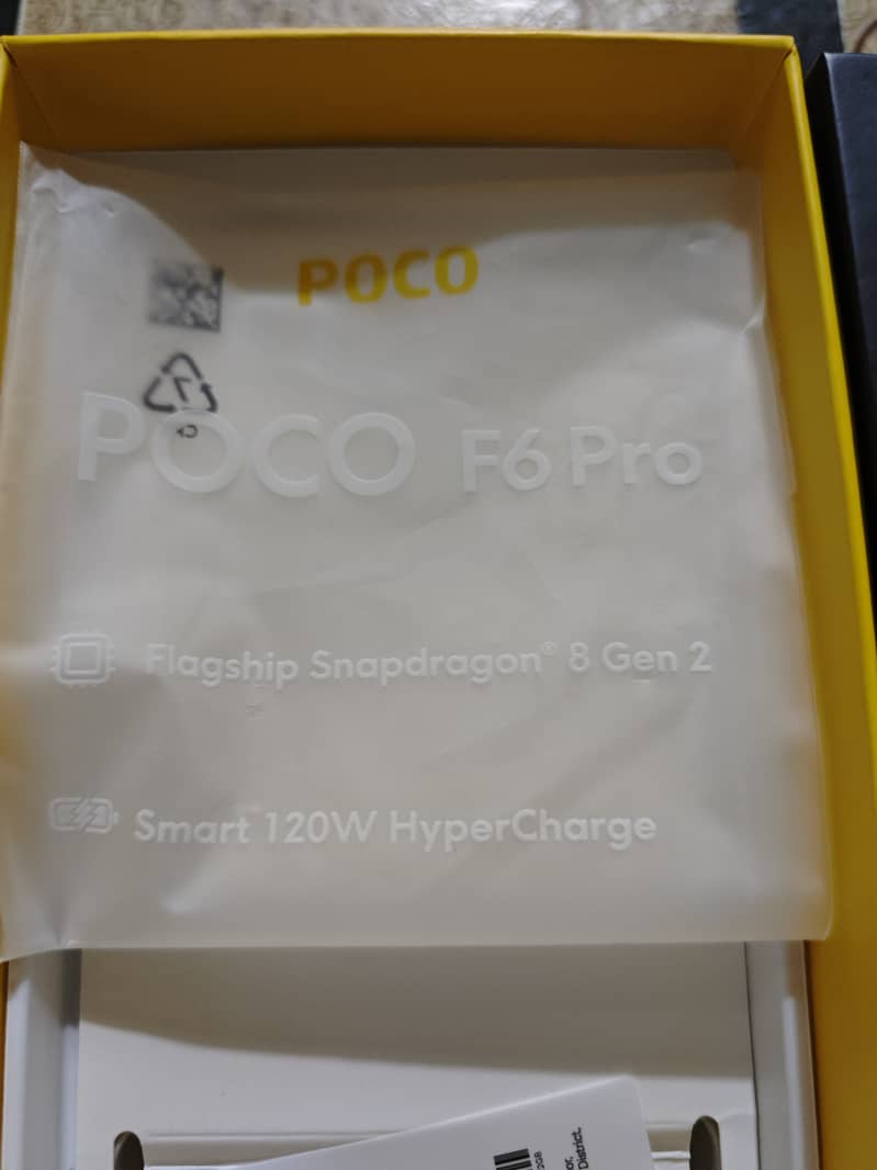 Poco f6 pro 10.10 white 12/512gb 10 month warranty box acss al realme 6