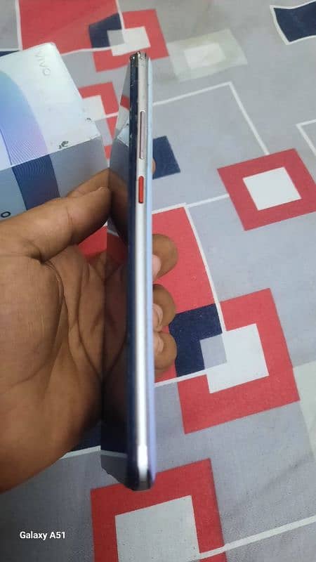 VIVO S1 PRO 8/128 4