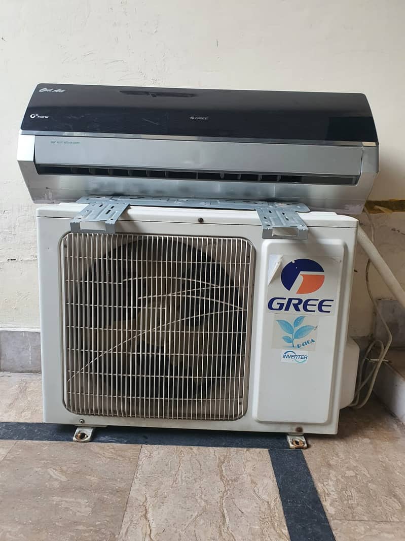 Gree1.5 Ton DC inverter Ac 2