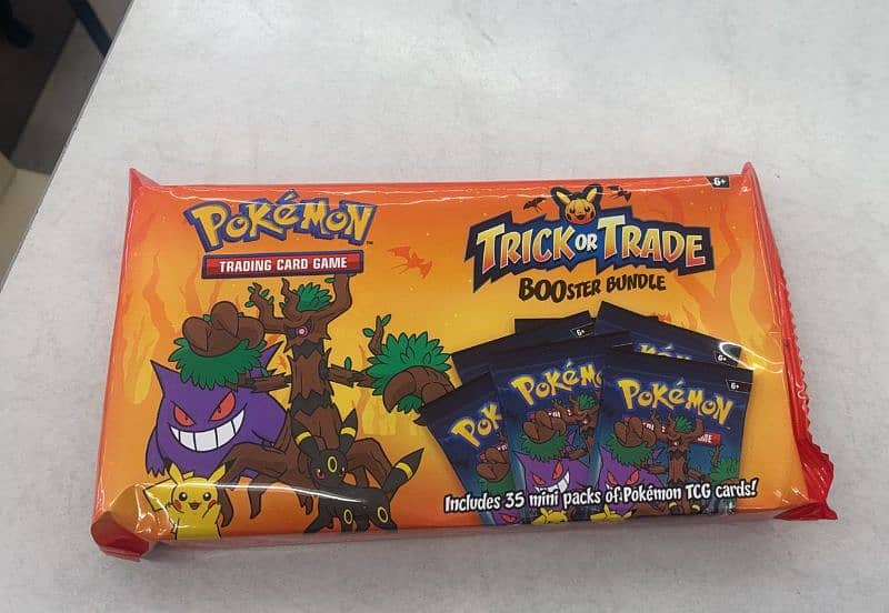 Original Halloween Pokemon booster bundle 1