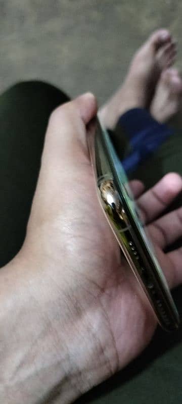 xs max gold 0