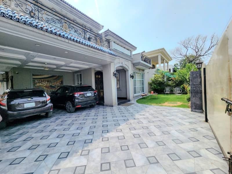 1 Kanal Lavish Bungalow for Sale in DHA Phase 6 | 1