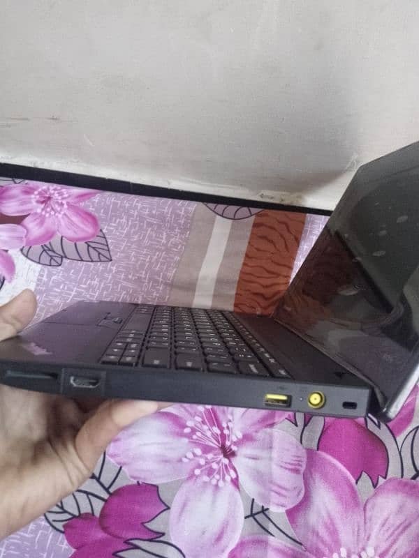 Lenovo ThinkPad Model X131e 1