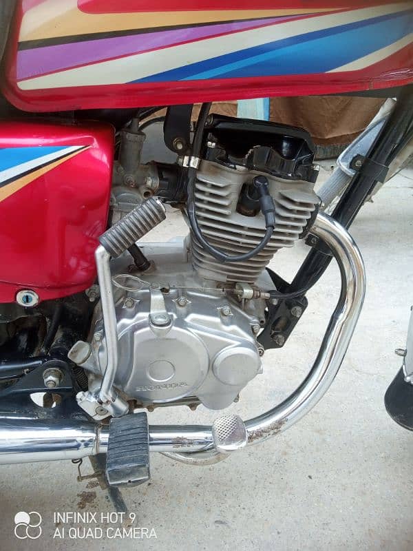 Honda 125 total geniue gari h shokeen hazrat 2