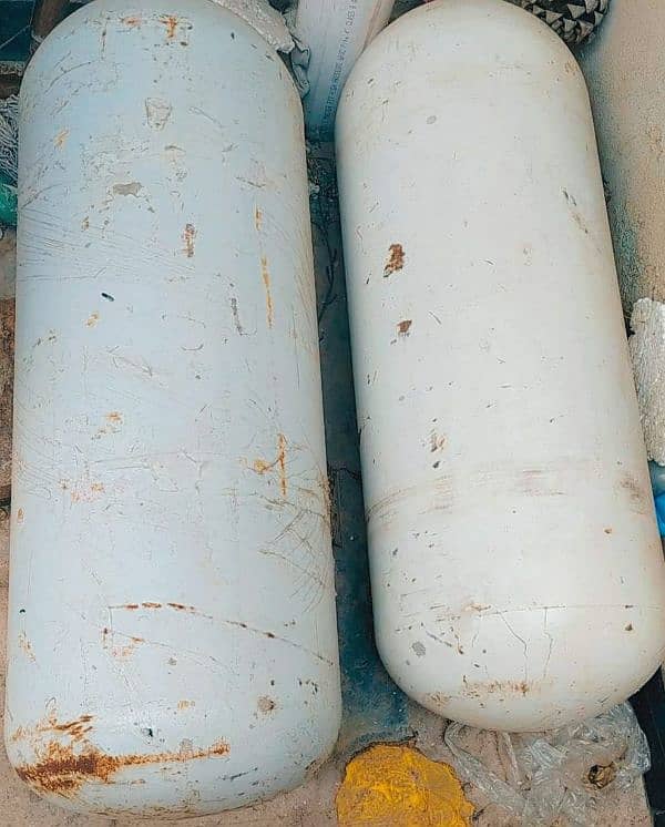 CAR CNG CYLINDERS 0