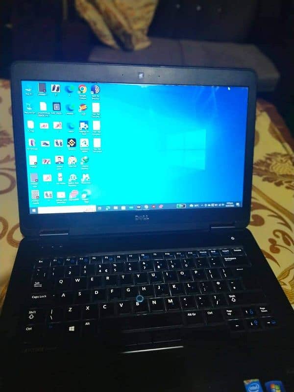 Dell Latitude E5440 3