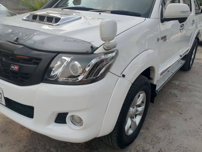 Toyota Hilux 2012 Thailand model 2