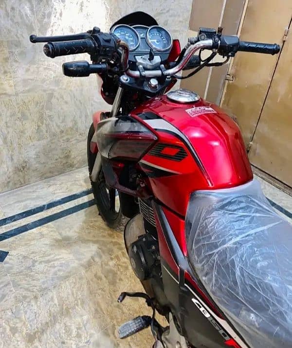 Honda CB150F 2019, 0,3,3,4,3,8,5,3,7,1,9 3