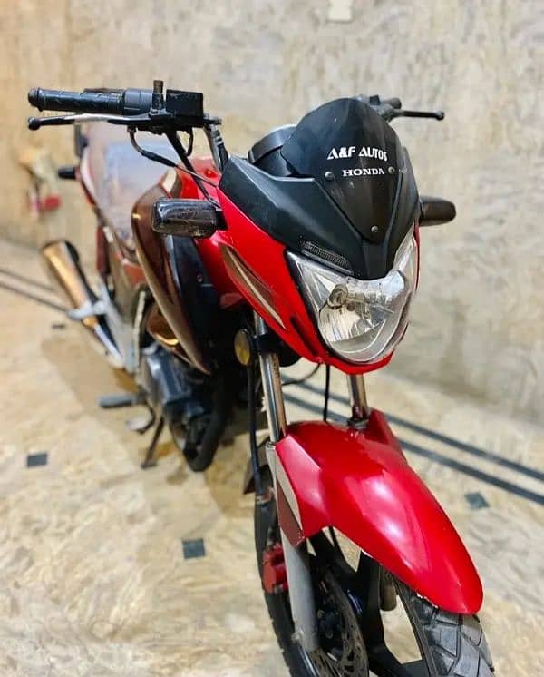 Honda CB150F 2019, 0,3,3,4,3,8,5,3,7,1,9 4