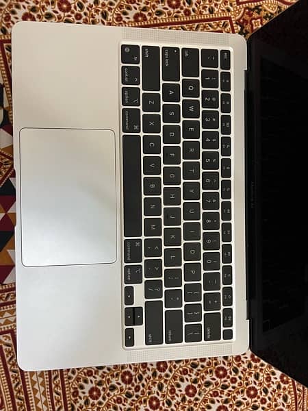 Macbook air m1 2020 1