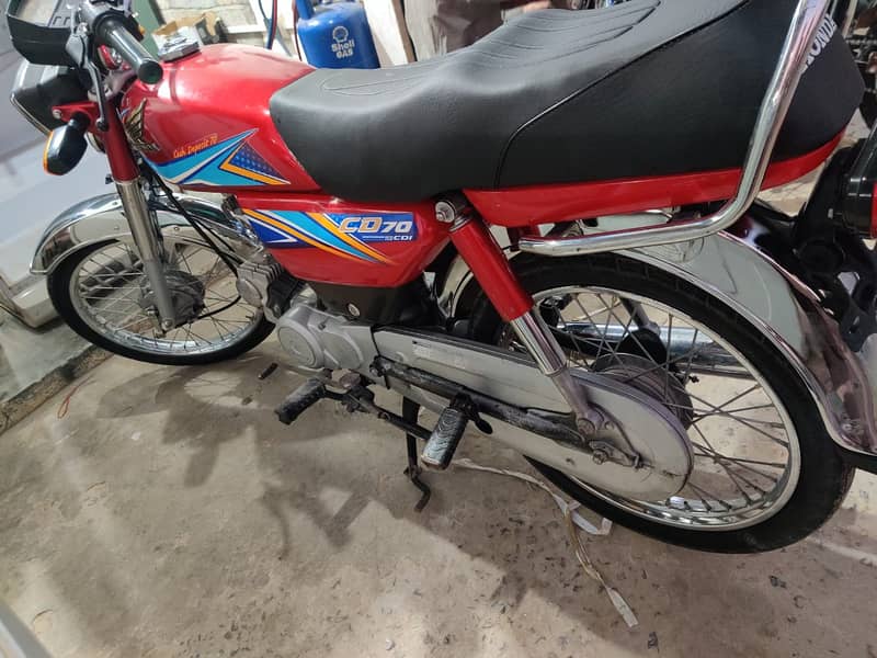 Honda CD 70 2019 3