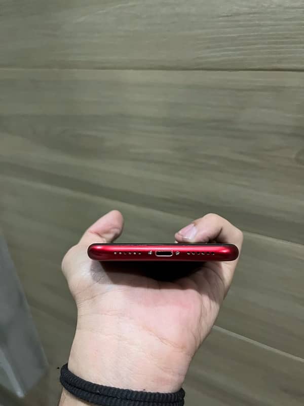 iPhone Xr 3